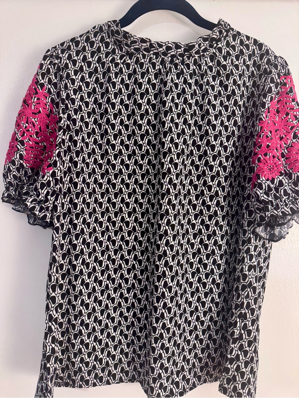 NWOT SHEIN Black & White Geometric Blouse with Hot Pink Lace Sleeves
